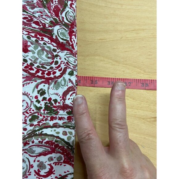 Christmas Holiday Red Paisley Print Table Runner 73 x 15 Dash Away Home - Picture 6 of 7